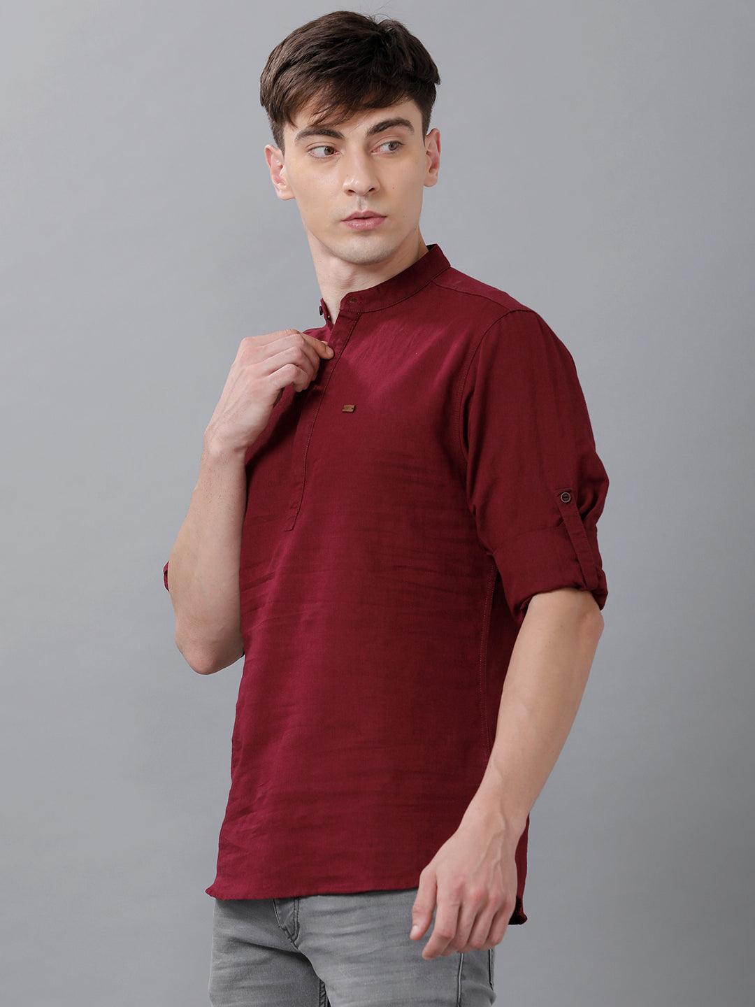 Identiti  Men Mandrin Collar Solid Shirt/Kurta