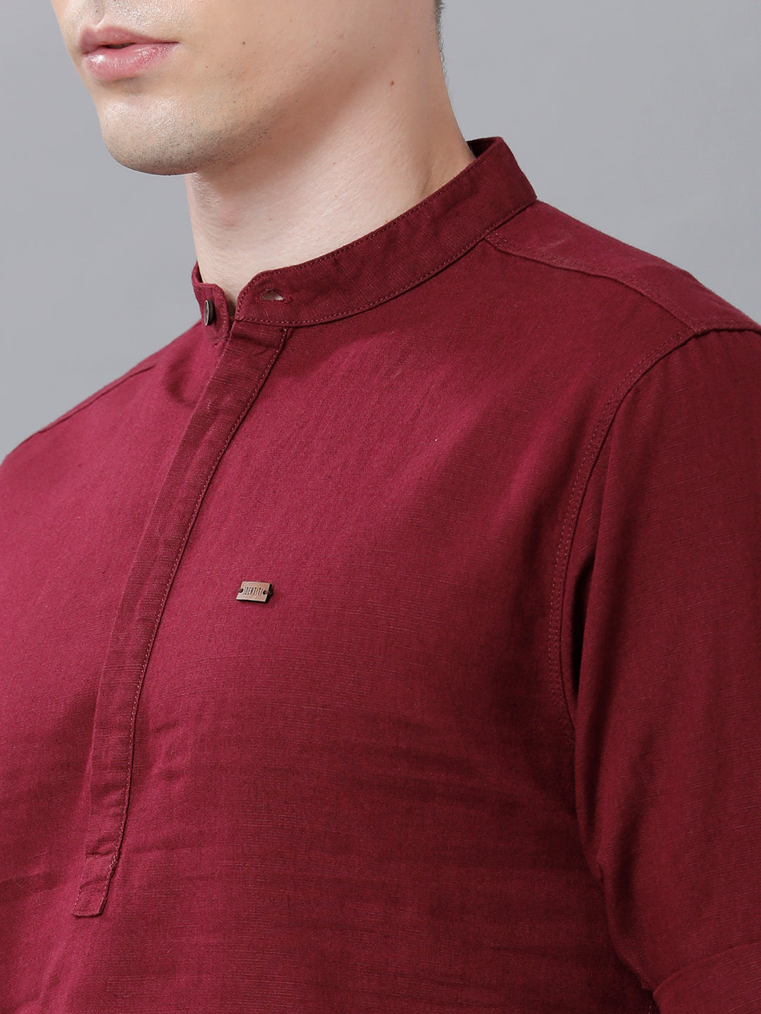 Identiti  Men Mandrin Collar Solid Shirt/Kurta