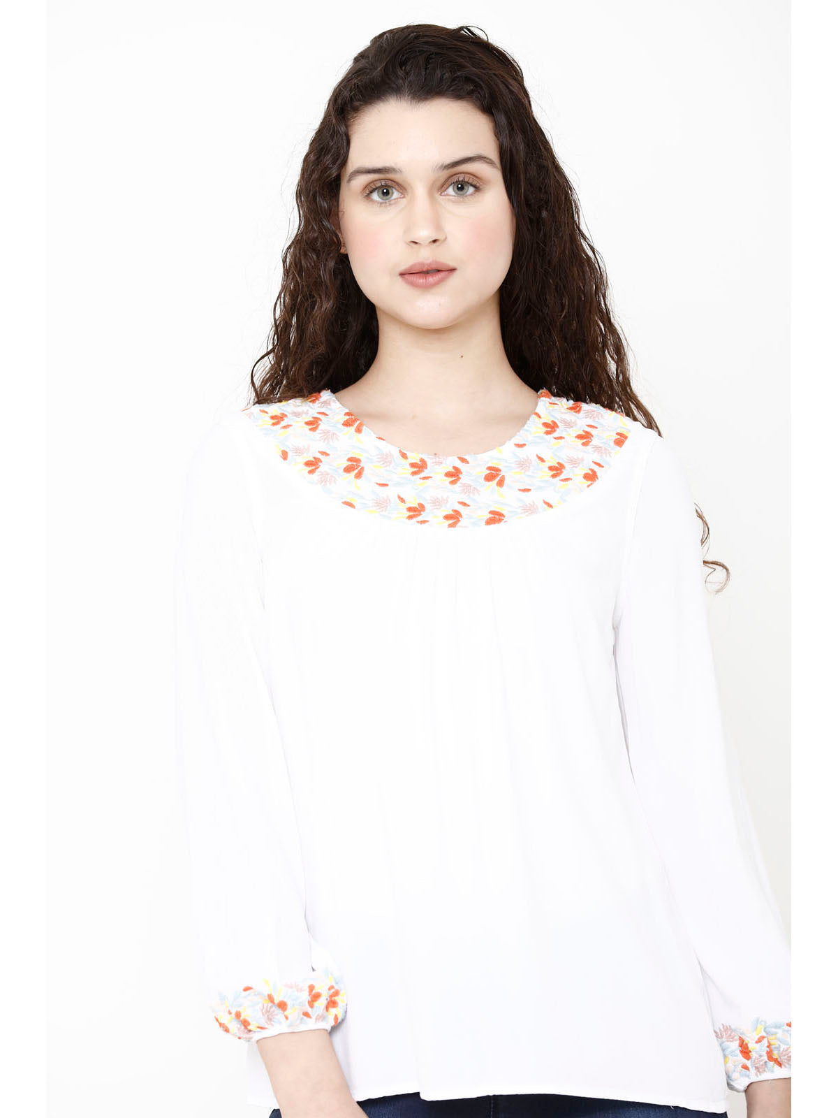 Women Indo Western  Floral Embroidered White Viscose Tunic